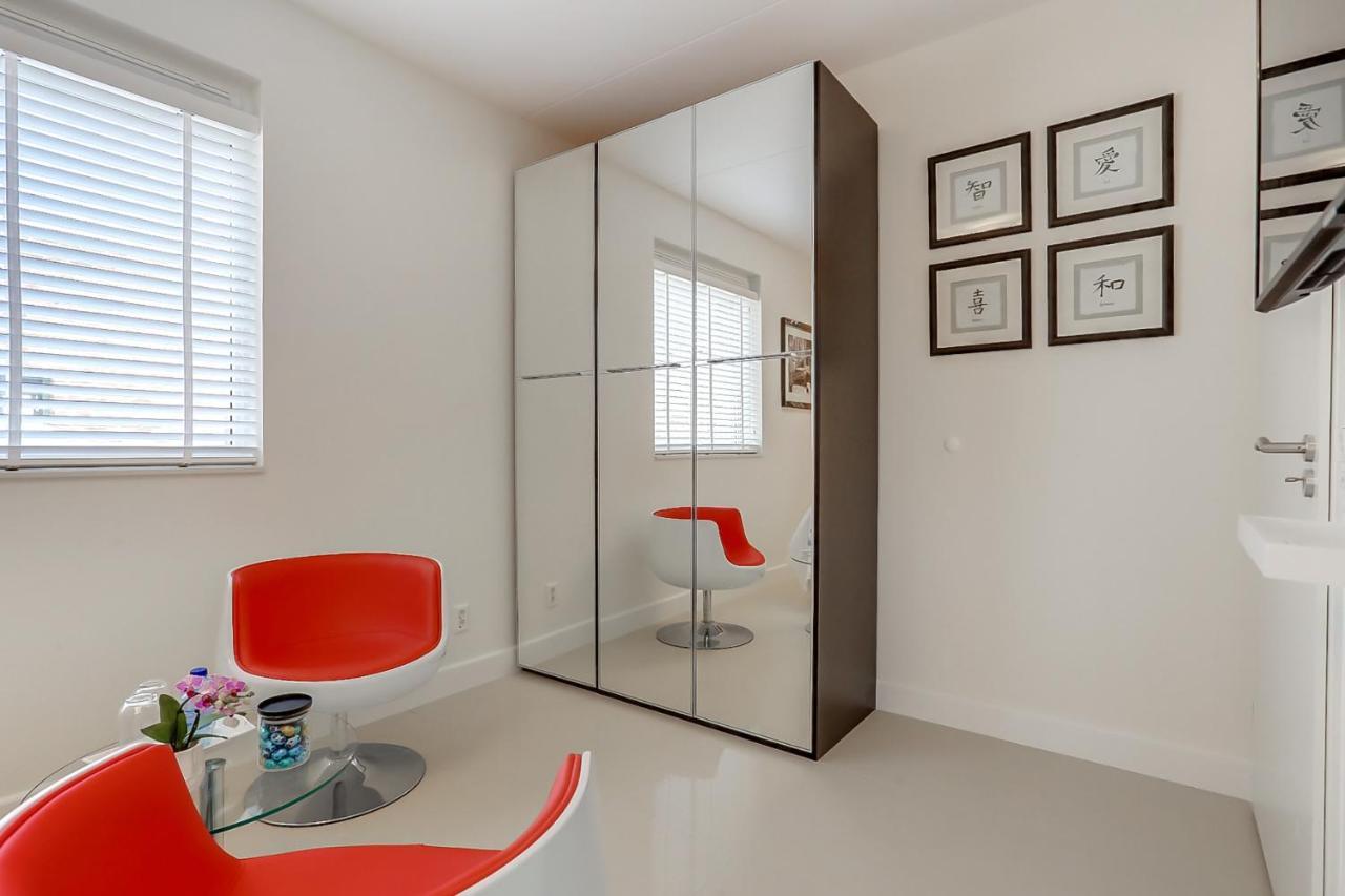 B&B Modern Times Amsterdam Buitenkant foto